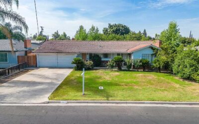 1021 W Eymann Ave, Reedley CA 93654